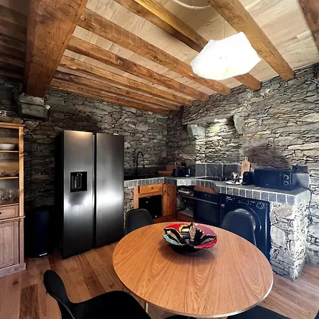 Bergerie Semesterbostad *